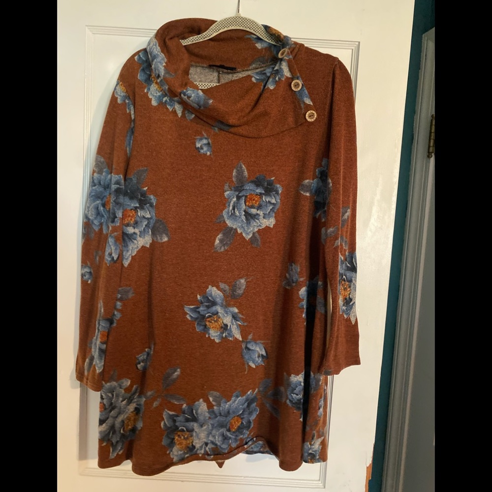 Chic Soul Andree Brown Blue Flowered Sweater 1X